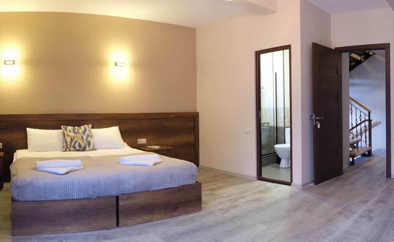 Hotel Axien Kazbegi Ngoại thất bức ảnh