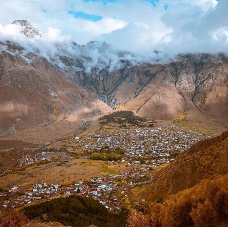 Hotel Axien Kazbegi Ngoại thất bức ảnh