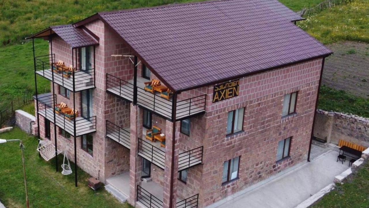 Hotel Axien Kazbegi Ngoại thất bức ảnh