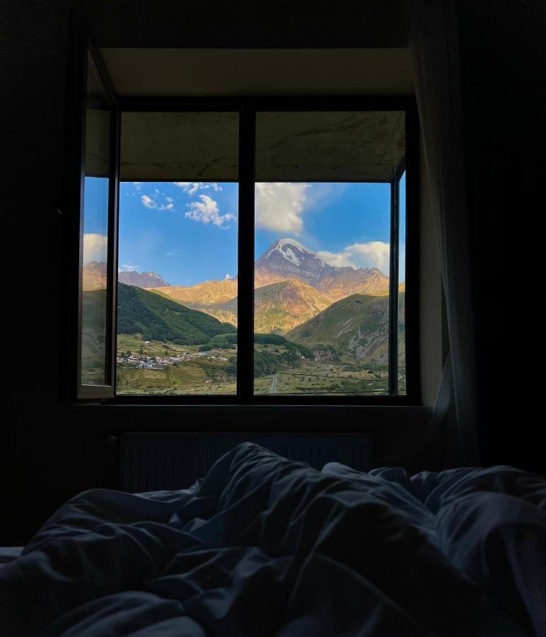 Hotel Axien Kazbegi Ngoại thất bức ảnh