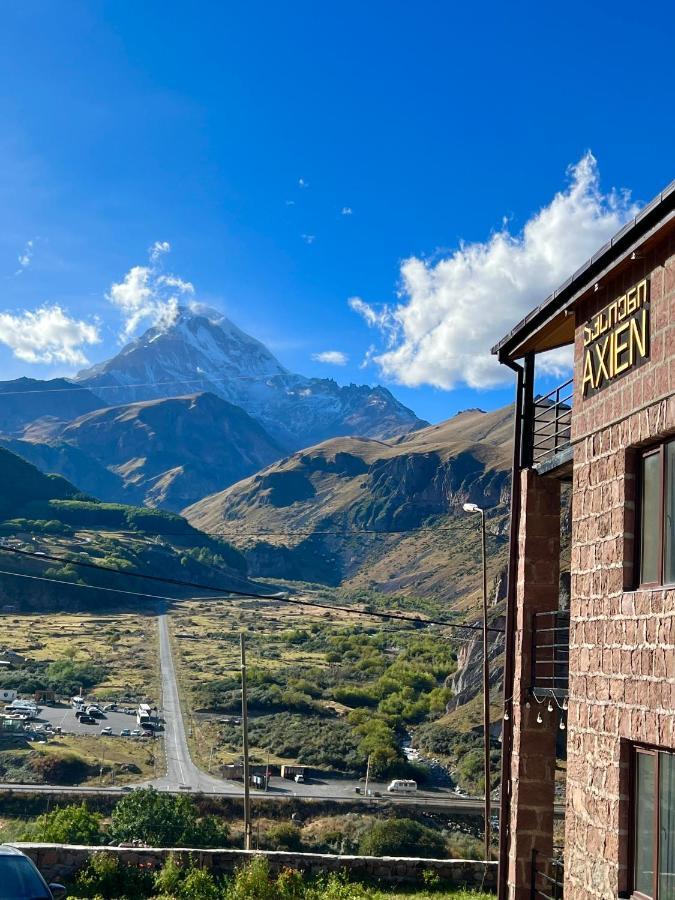 Hotel Axien Kazbegi Ngoại thất bức ảnh